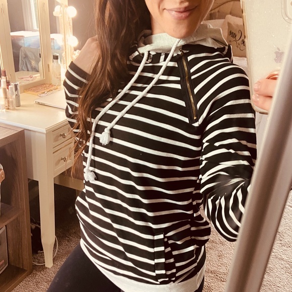 Tops - Striped Asymmetric Pullover Hoodie (NWOT)